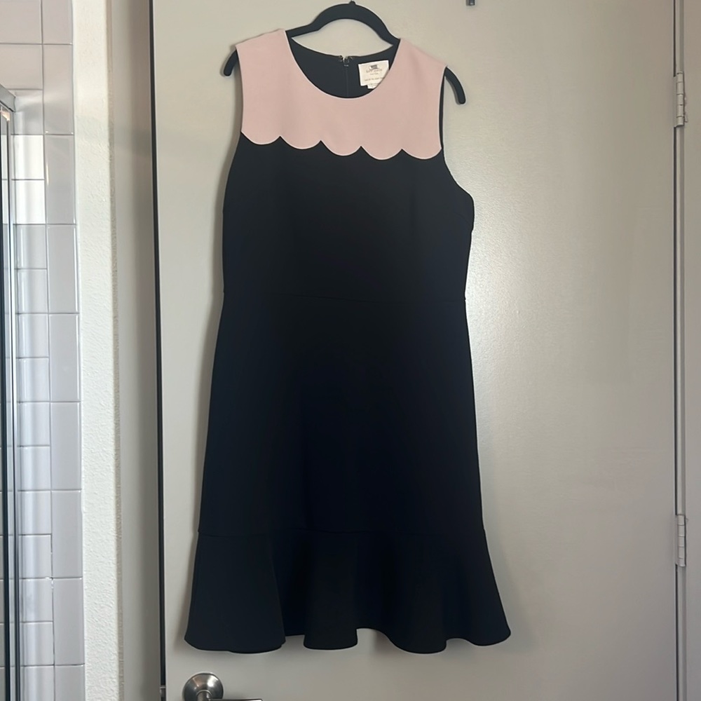 Kate ♠️ dress with ruffled bottom Sz 14